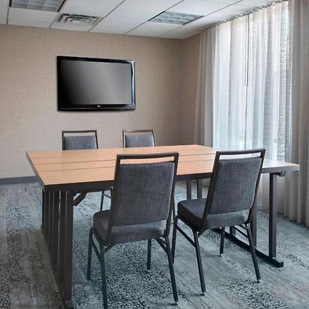 Courtyard By Marriott Lebanon Hotel Екстериор снимка