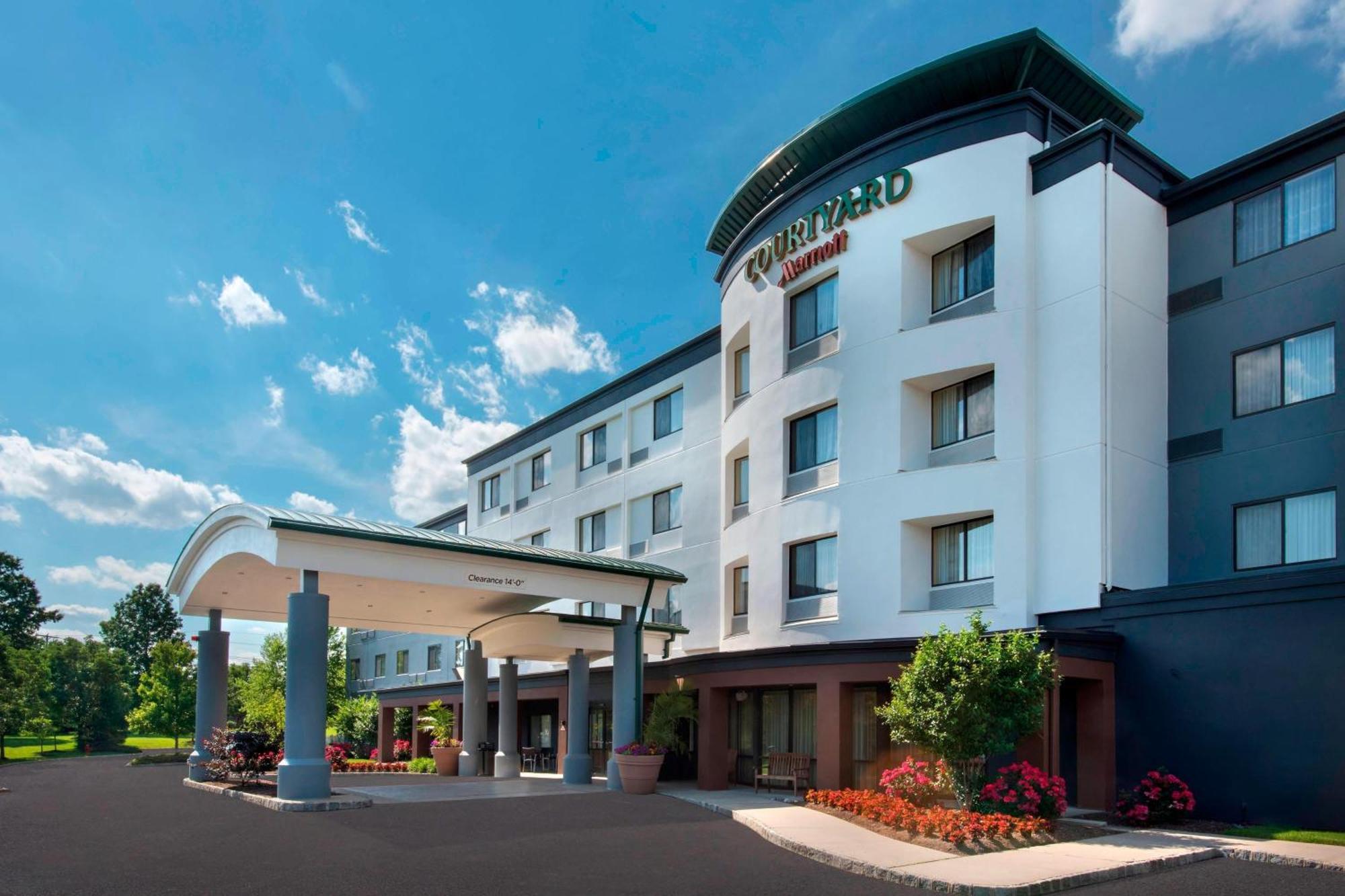 Courtyard By Marriott Lebanon Hotel Екстериор снимка